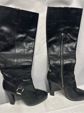 Michael Kors Black Leather Knee-High Heeled Boots with Side Zip
